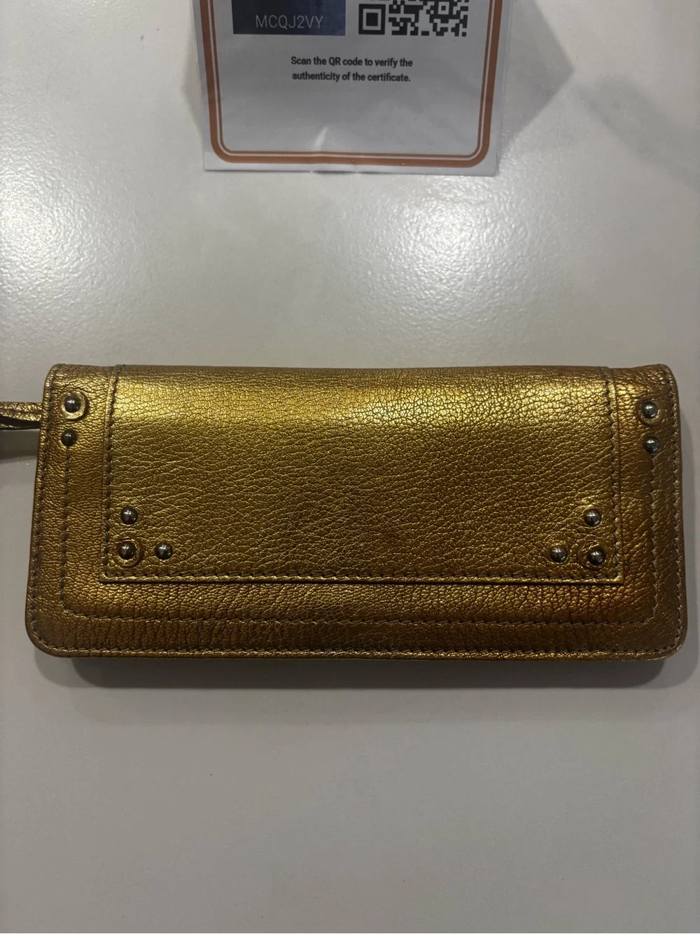 Chloé Metallic Gold Leather Wallet - Picture 4 of 8